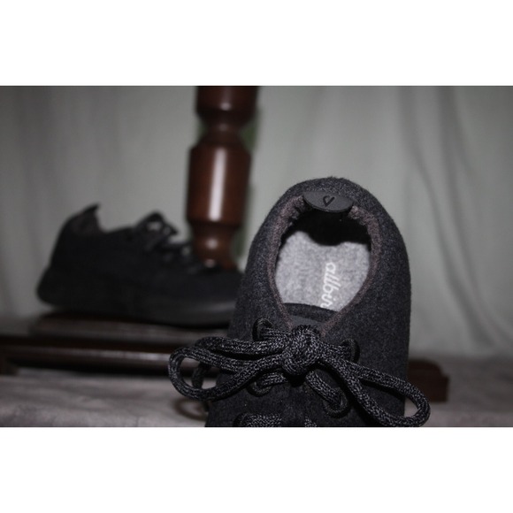 Allbirds Women's 7 Charcoal Wool Running Shoes Lightweight Comfort - Picture 4 of 9